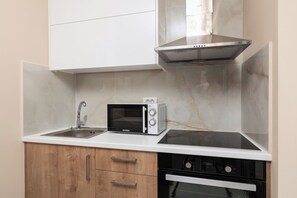 Private kitchen - Spartakos Villa Resort (Planos)