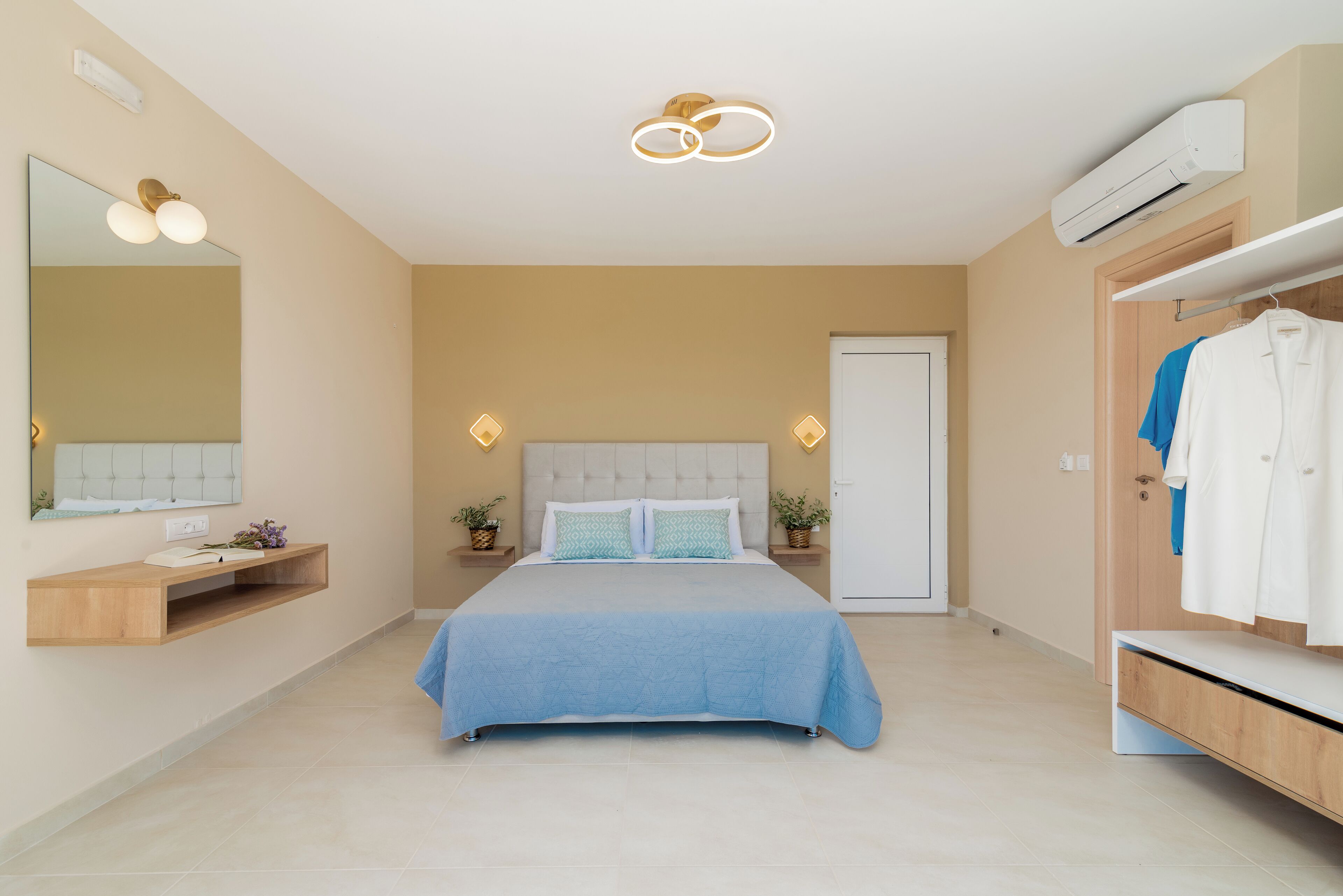 Svit Deluxe - havsutsikt | Värdeförvaringsskåp på rummet, mörkläggningsgardiner och ljudisolering