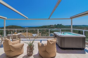 Deluxe Suite, Sea View | Terrace/patio - Spartakos Villa Resort (Zakynthos)