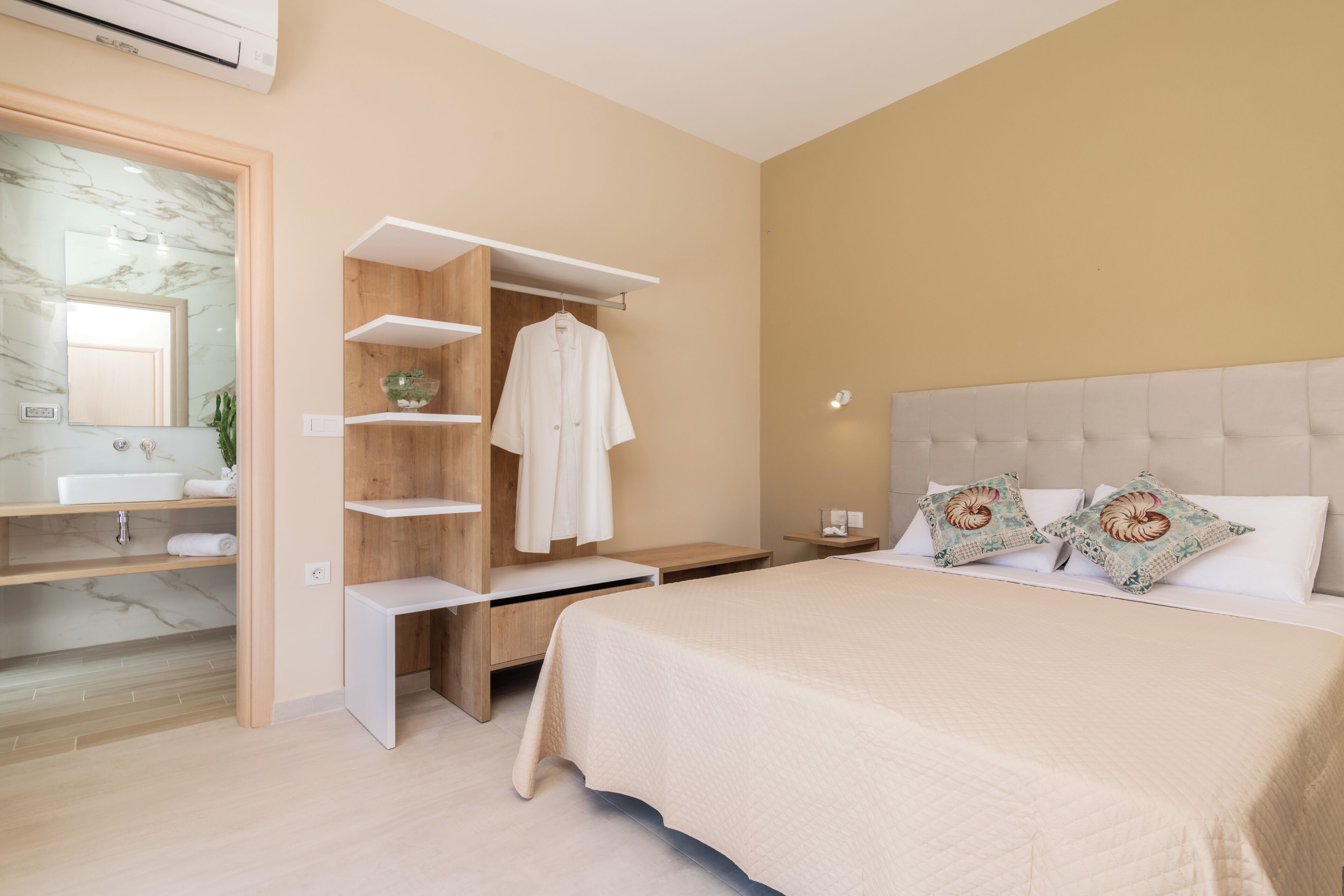 Villa Comfort - 3 sovrum - privat pool | Värdeförvaringsskåp på rummet, mörkläggningsgardiner och ljudisolering