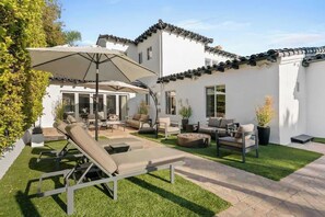 Terrace/patio - Rodeo Villa (Los Angeles)