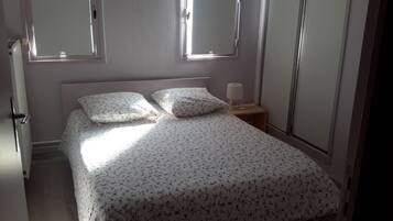 Fer et planche Ă repasser