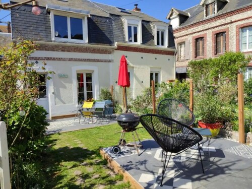 L'Estaca, fisherman's house in the heart of Étretat by the sea