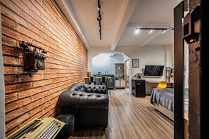 Estúdio clássico, vista para a cidade | Parte interna