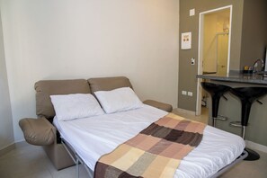 1 bedroom, free WiFi, bed sheets, wheelchair access - Loft c Wi-Fi e Ar-cond. próximo ao Projeto Tamar (Ubatuba)