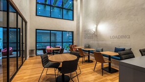 Dining - Think Santa Cecilia (São Paulo)