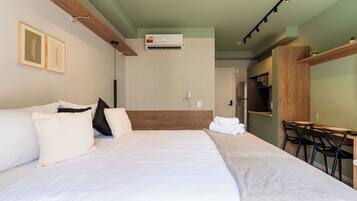 Klassieke studio, uitzicht op stad | Gratis wifi