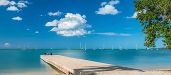 Private Villa Minutes from the Beach in Beautiful Boquerón — Cool A/C Included