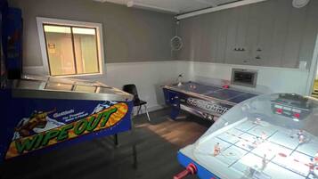 Spielezimmer