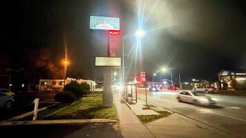 Basic Single Room, City View | Miscellaneous