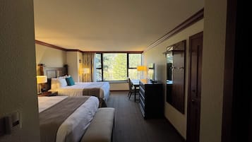 Silitysrauta/-lauta, Wi-Fi, vuodevaatteet