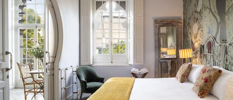 4 habitaciones, tabla de planchar con plancha y wifi gratis