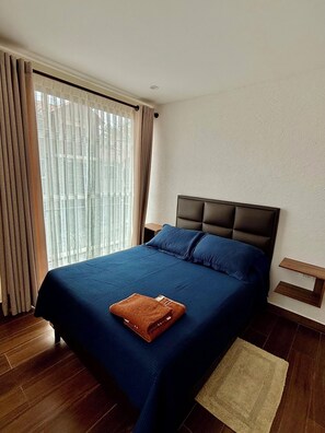 1 bedroom, iron/ironing board, WiFi, bed sheets - Modern apartment near Downtown and Avenida Américas (Sucre)