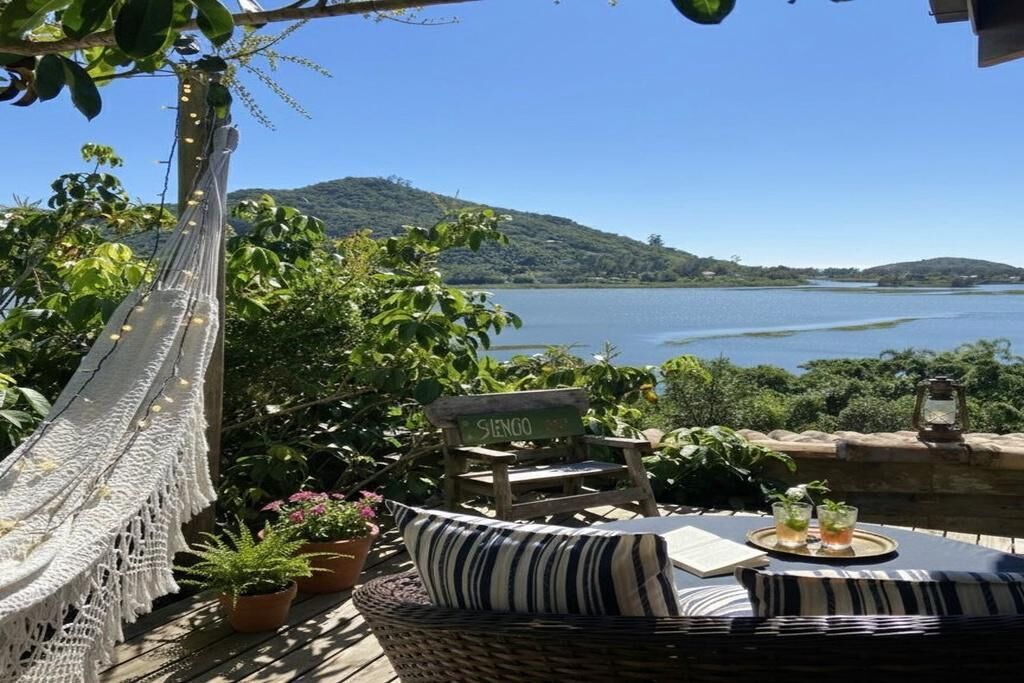 Suite – deluxe, lanai, strandutsikt | Utendørsservering