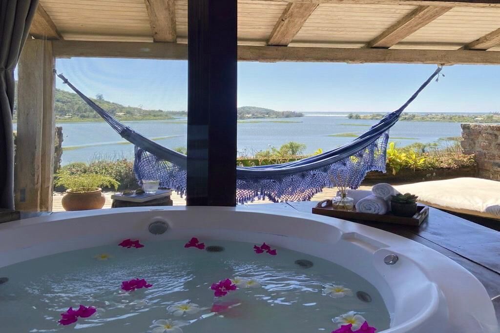 Deluxe Suite, Lanai, Beach View | Indoor spa tub