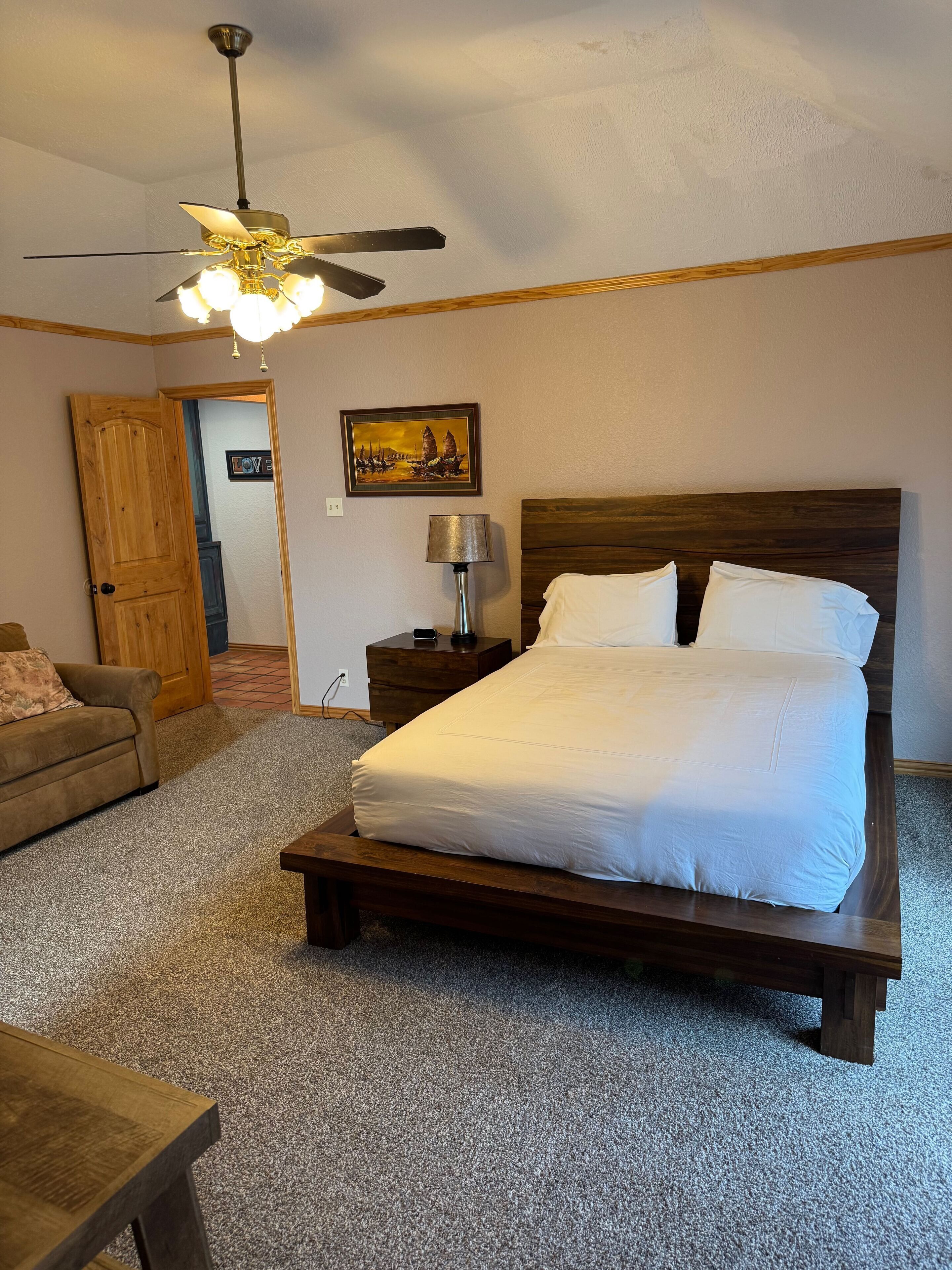 7 Schlafzimmer, Bügeleisen/Bügelbrett, WLAN, Bettwäsche
