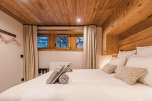 5 dormitorios, tabla de planchar con plancha, wifi y ropa de cama
