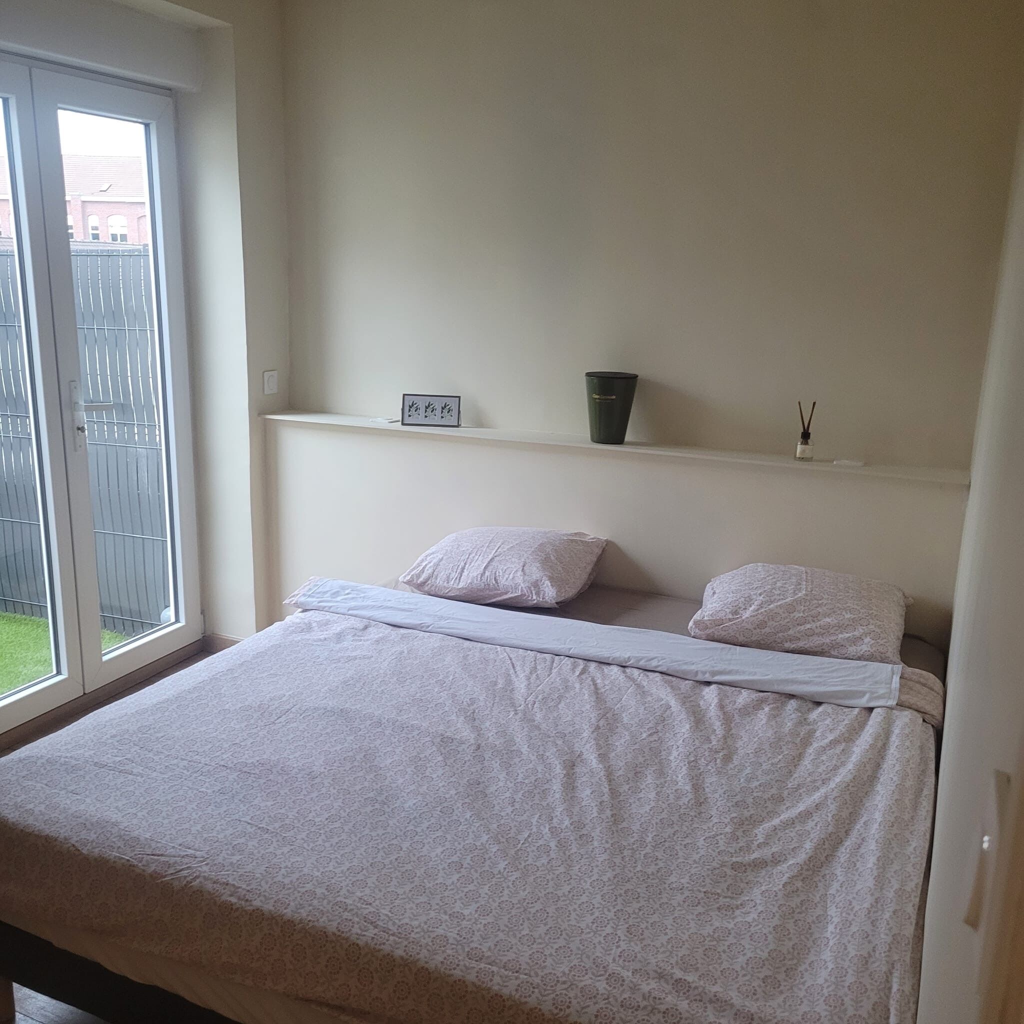 Fer et planche à repasser, Wi-Fi, draps fournis