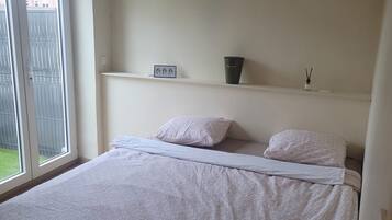 Fer et planche Ă repasser, Wi-Fi, draps fournis