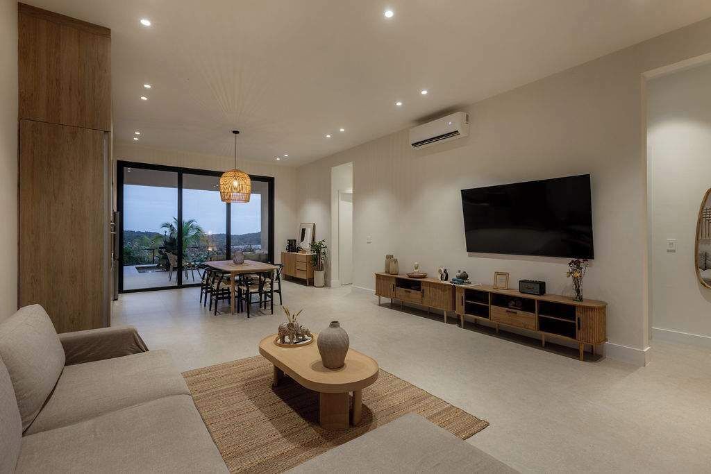 TV, offices