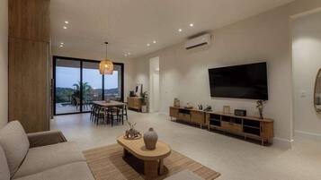 TV, offices