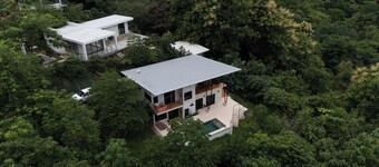 El Nido, Jungle Villa with Pool at Venao