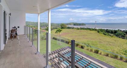 Casa Vida, Breathtaking Oceanview Villa
