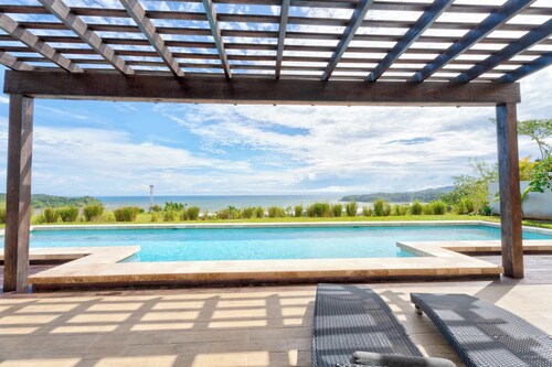 Casa Vida, Breathtaking Oceanview Villa