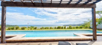 Casa Vida, Breathtaking Oceanview Villa