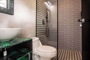 Shower, towels