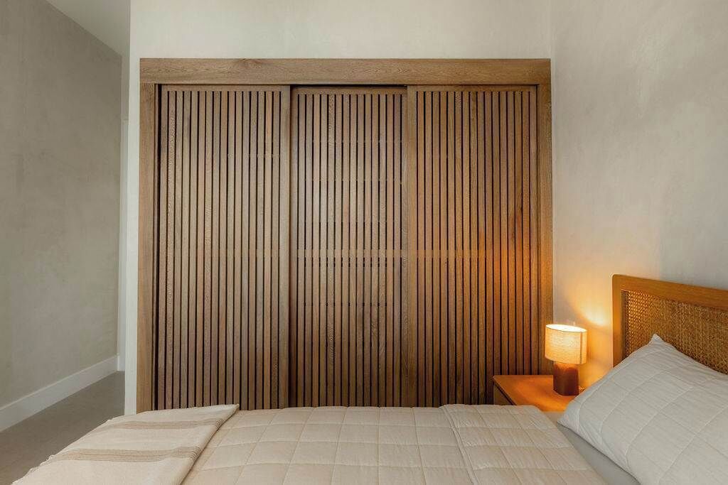 3 bedrooms, travel crib, WiFi, bed sheets