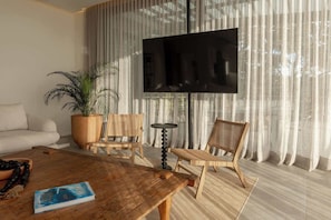 TV, offices