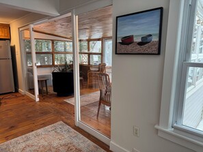 المنشأة من الداخل