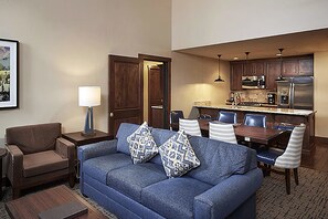 Living area - 1 week left! Sunrise Lodge, Canyons, Park City, UT (Park City)
