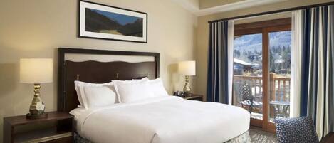 Iron/ironing board, Internet, bed sheets