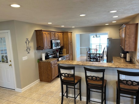 Private kitchen. Enjoy mama’s House in a quiet little area of Crofton ky