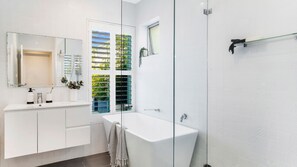 Shower, hair dryer, towels