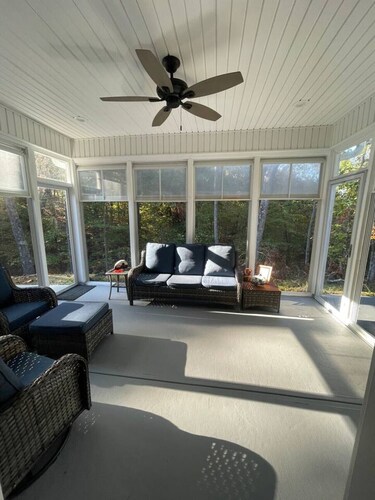 The Quiet Hollow Getaway