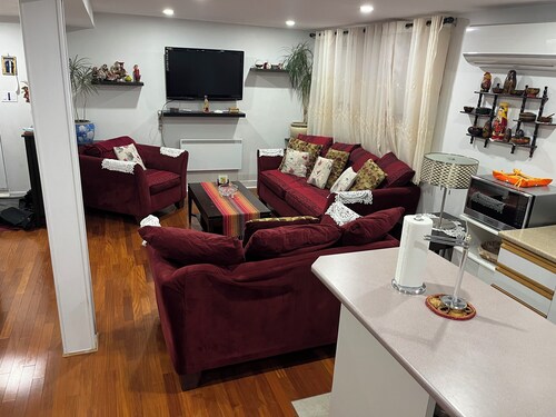 Fully furnished apartment witl all amenities.Cozy and quite .