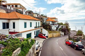 Exterior - Sol Blessing by Galmi (Ponta do Sol)