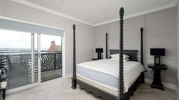 4 makuuhuonetta, silitysrauta/-lauta, Wi-Fi, vuodevaatteet