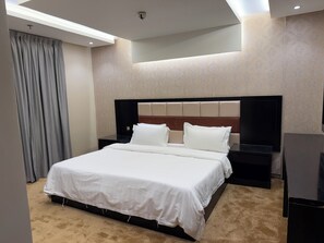 Deluxe Double Room, City View | Blackout drapes, iron/ironing board, free WiFi