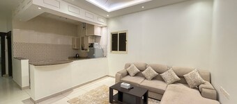 akarem ishbilia alriyadh