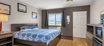 The Trail Inn - Eden Valley MN