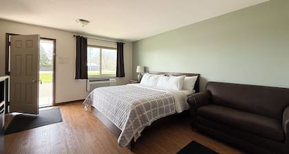 The Trail Inn - Eden Valley MN