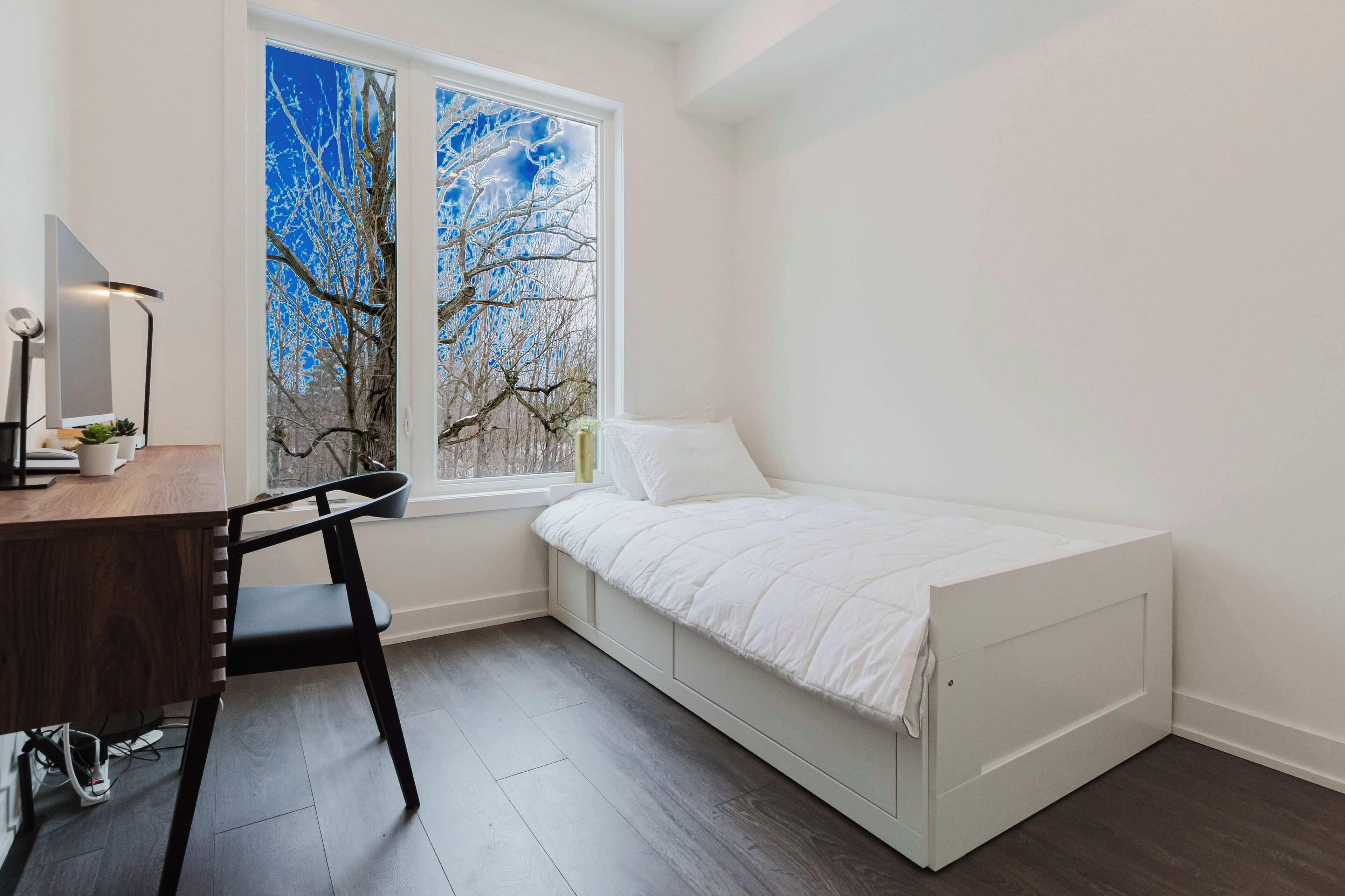 熨斗/熨衫板、Wi-Fi、床單