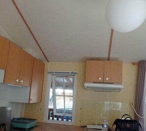 Private kitchen - Comfortable mobile home Hourtin, between lake, forest and ocean🏖️ (Hourtin)