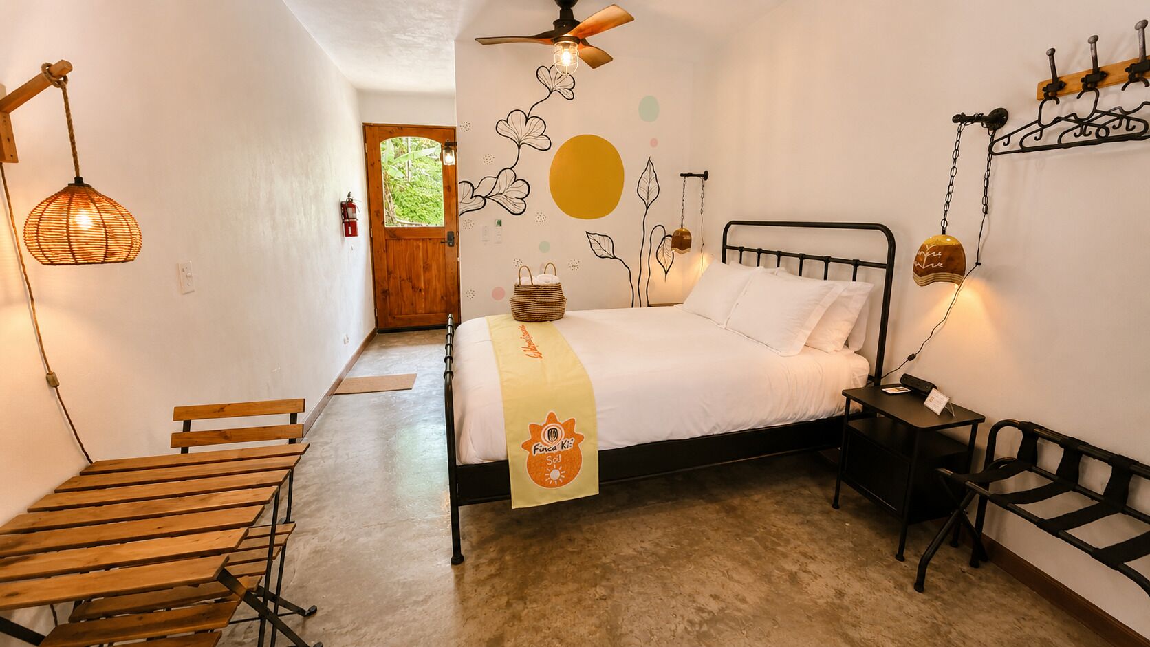 1 dormitorio, tabla de planchar con plancha, wifi gratis y ropa de cama