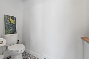 Handdukar och toalettpapper