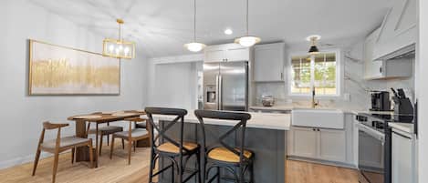 Microwave, oven, stovetop, dishwasher